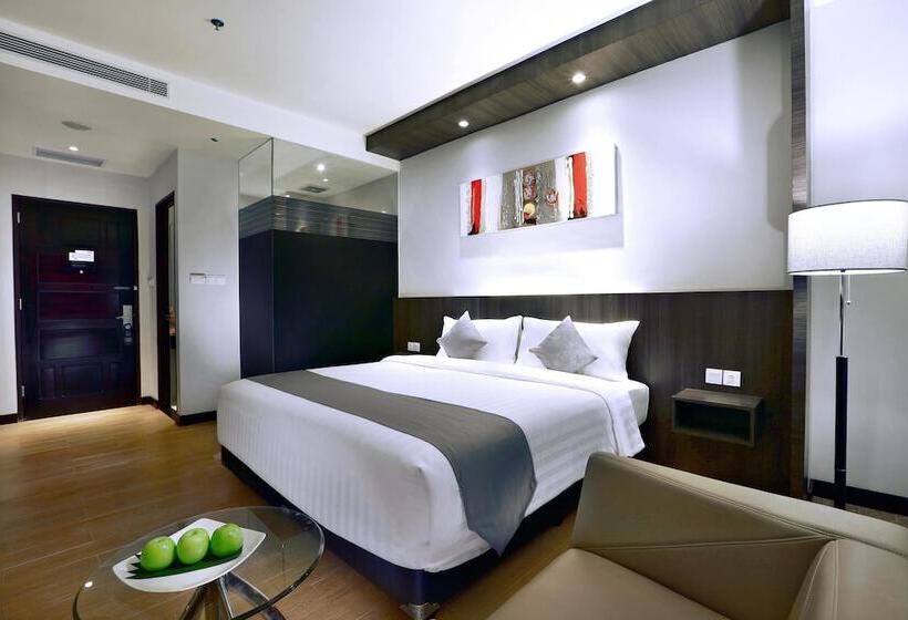 Номер Deluxe, Neo Dipatiukur Bandung By Aston
