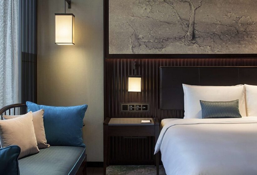 Студия Стандарт, Nuo Hotel Beijing