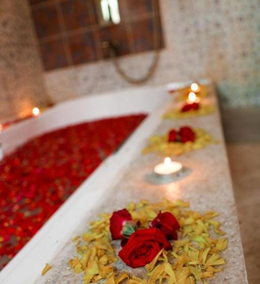 Люкс, Munjoh Ocean Resort