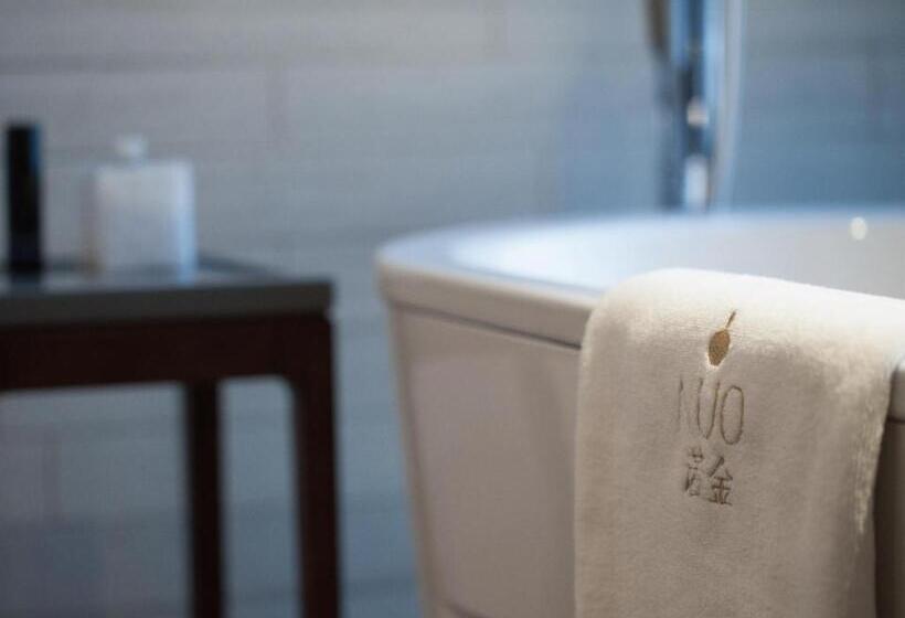 Номер Клуб, Nuo Hotel Beijing