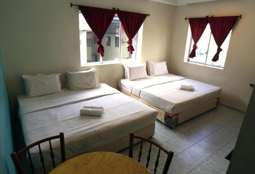 חדר משפחתי, Abell Residence