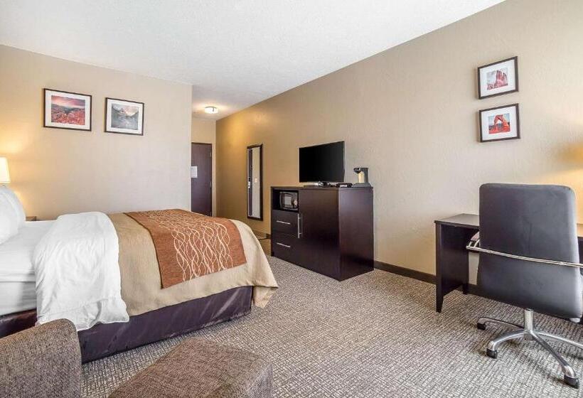 Стандартный Номер Кровать Кинг, Comfort Inn & Suites Vernal  National Monument Area