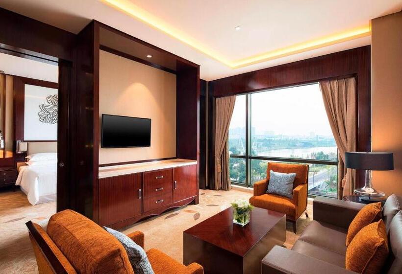 סוויטה דלוקס, Sheraton Changde Wuling