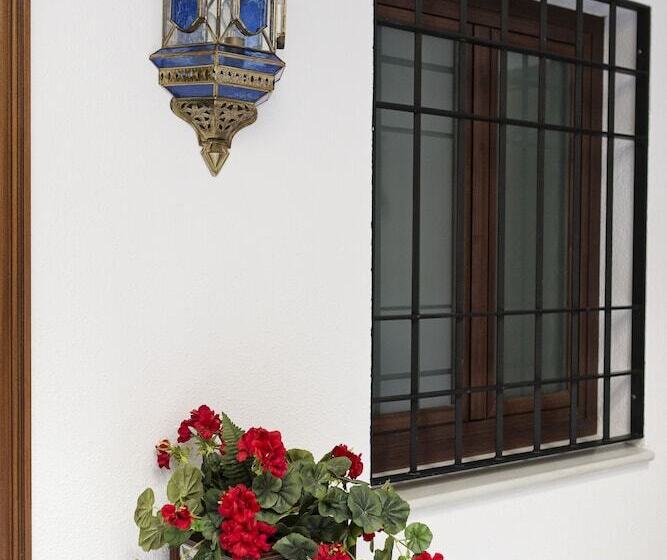 اتاق استاندارد, La Casa De Los Faroles