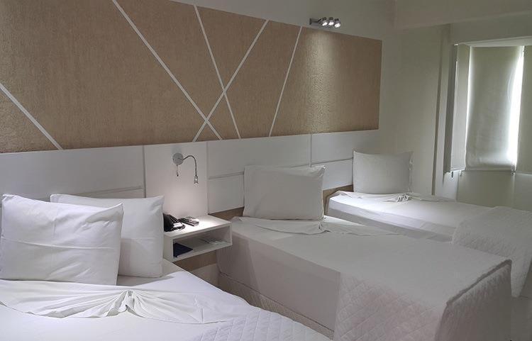 디럭스 4인 룸, Emirates Hotel & Suites
