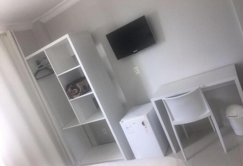 Номер Стандарт, Emirates Hotel & Suites