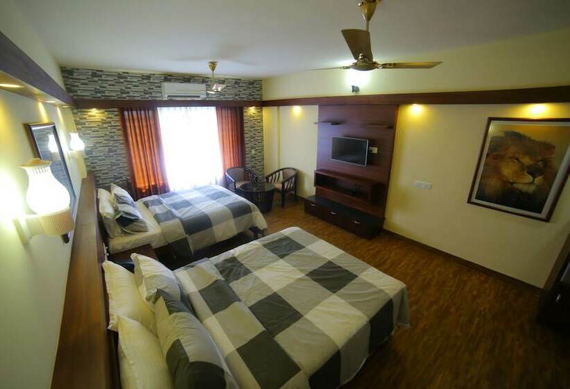 四人豪华间, Plaza Suites