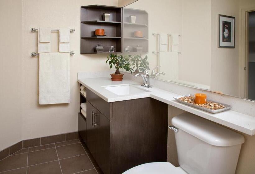 Номер Стандарт, Candlewood Suites San Antonio Airport, An Ihg