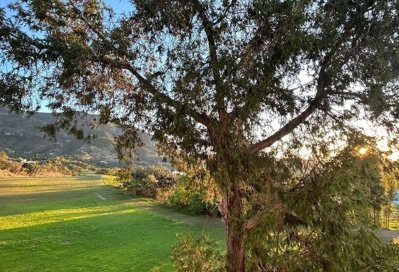 Номер Стандарт, Villas De La Montana