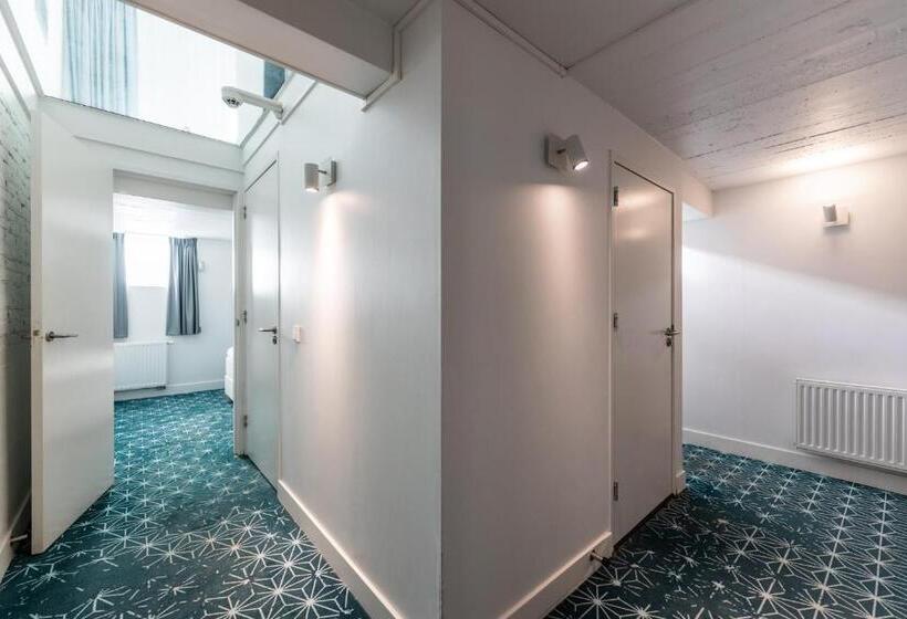 2 Bedroom Family Apartment, Yays Amsterdam Salthouse Canal By Numa