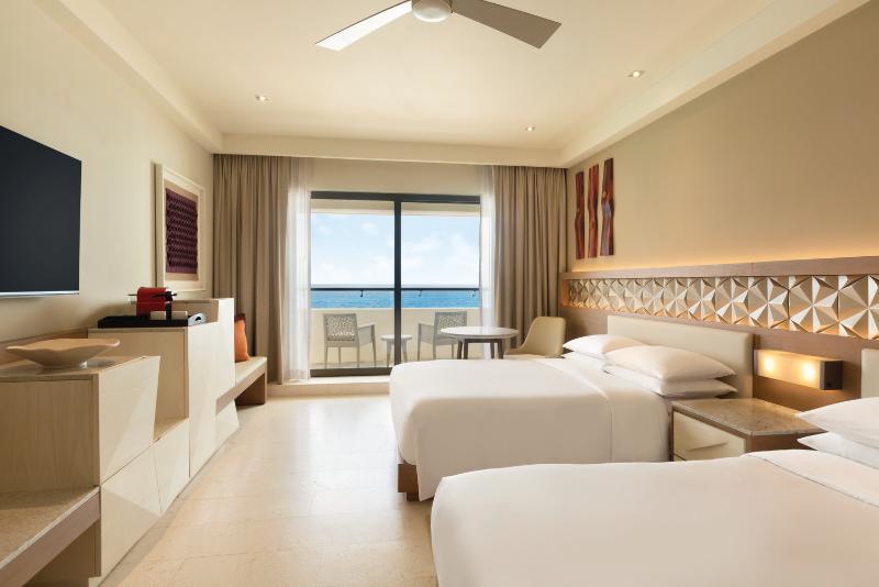キングサイズベッドのクラブルーム, Hyatt Ziva Cancun