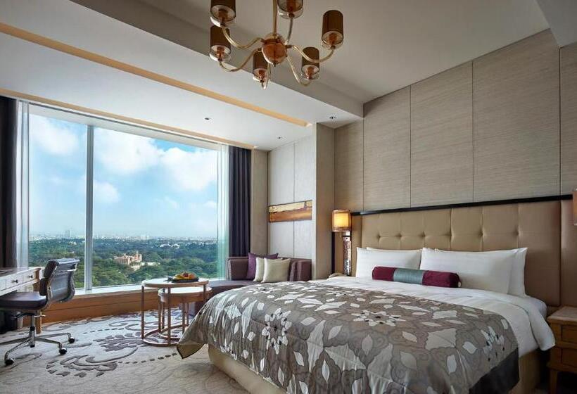스탠다드 룸 킹사이즈 침대, Shangrila Bengaluru