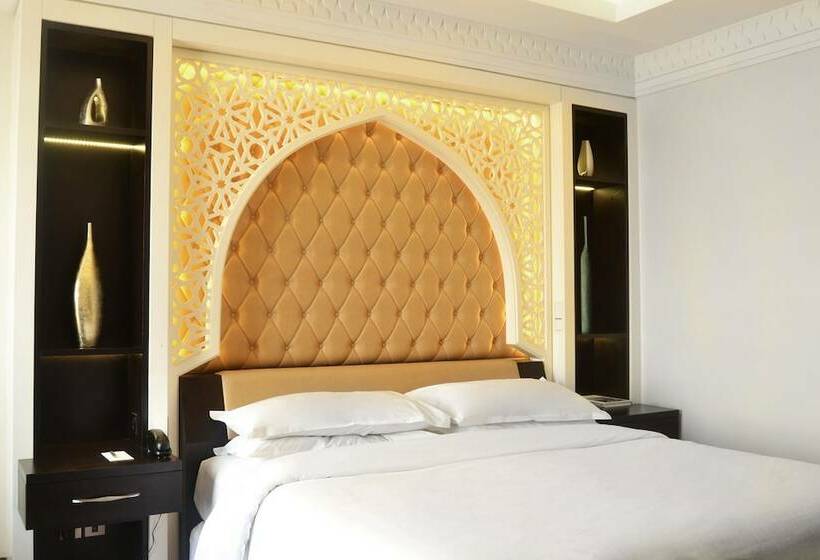 Номер Superior Вид на Море, Sheraton Sharjah Beach Resort And Spa