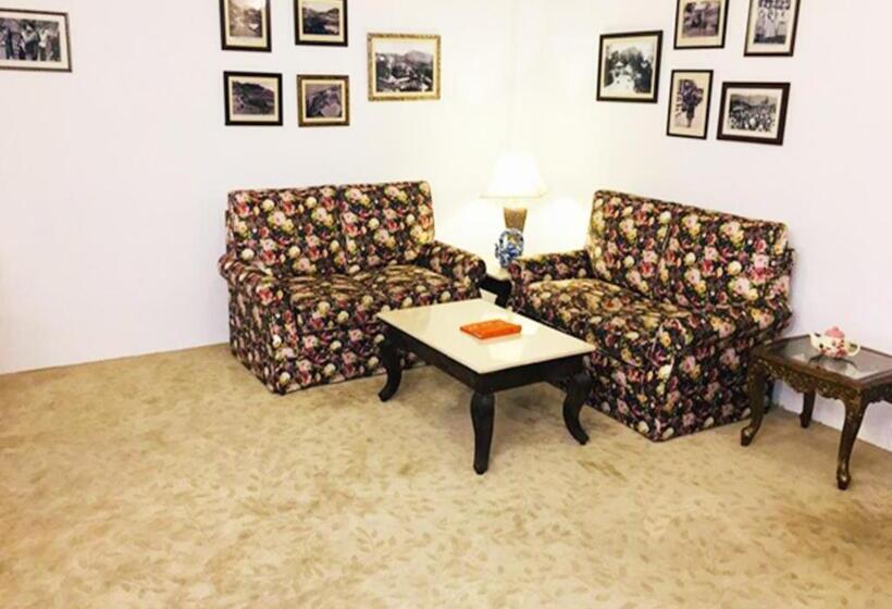 带大床的套房, The Chumbi Mountain Retreat & Spa