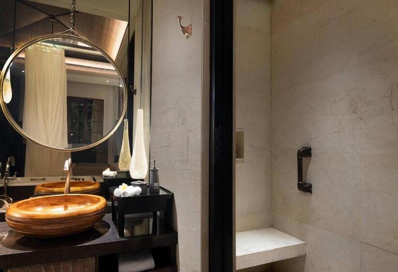 스위트 킹사이즈 침대, Mandapa, A Ritz Carlton Reserve