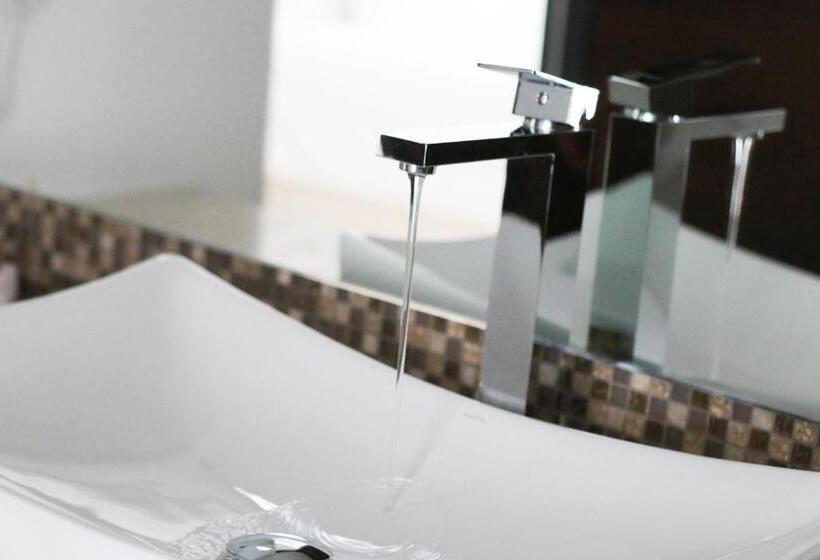 דירת שני חדרים, Anah Suites By Sunest