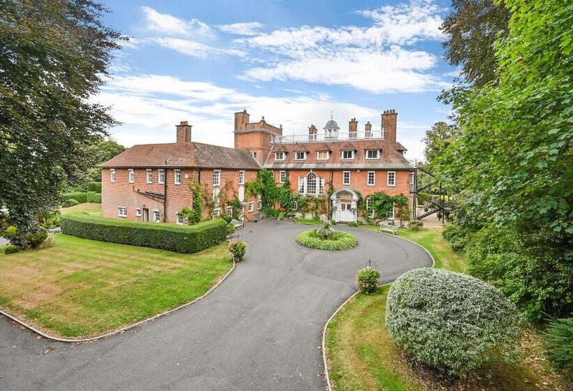 Апартаменты 3 Спальни Вид на Море, Saltcote Place