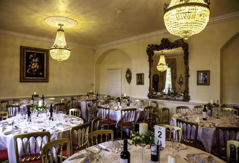 Апартаменты 3 Спальни Вид на Море, Saltcote Place