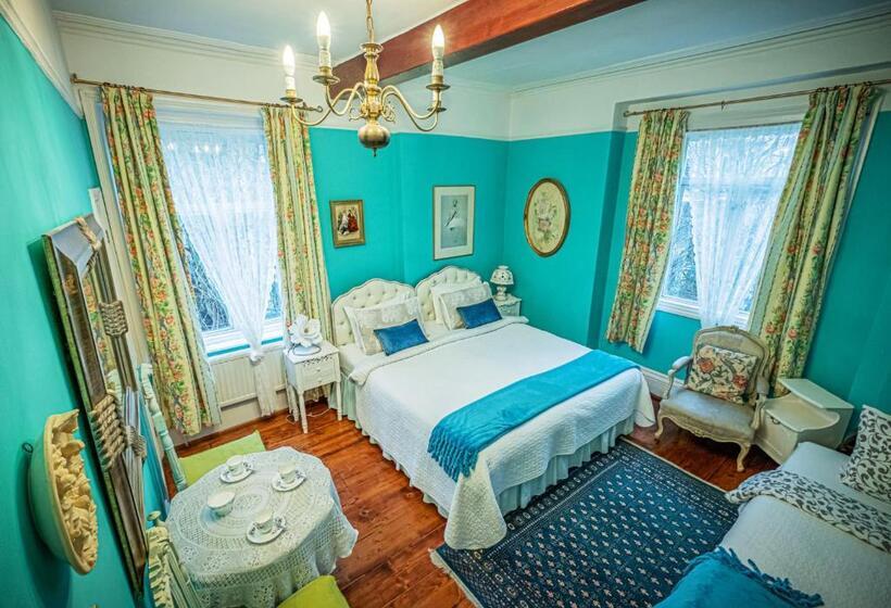 Трехместный Номер Классика, Dawson Place, Juliette's Bed And Breakfast