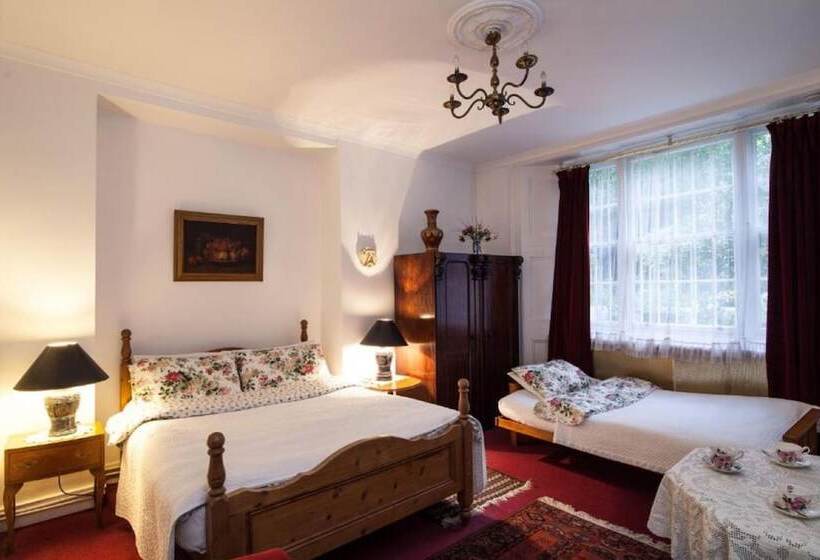 Трехместный Номер Комфорт, Dawson Place, Juliette's Bed And Breakfast