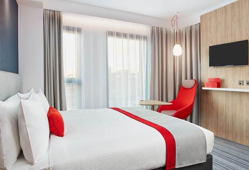 Номер Стандарт, Holiday Inn Express Londonealing