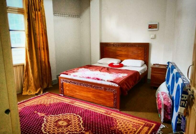 اتاق لوکس, Tour De Swat