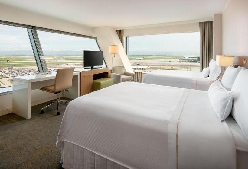 Номер Deluxe, The Westin Denver International Airport
