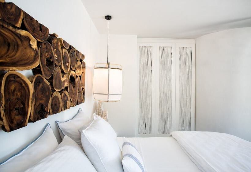 Номер Deluxe Вид на Море Боковой, Blue Sand Boutique Hotel & Suites