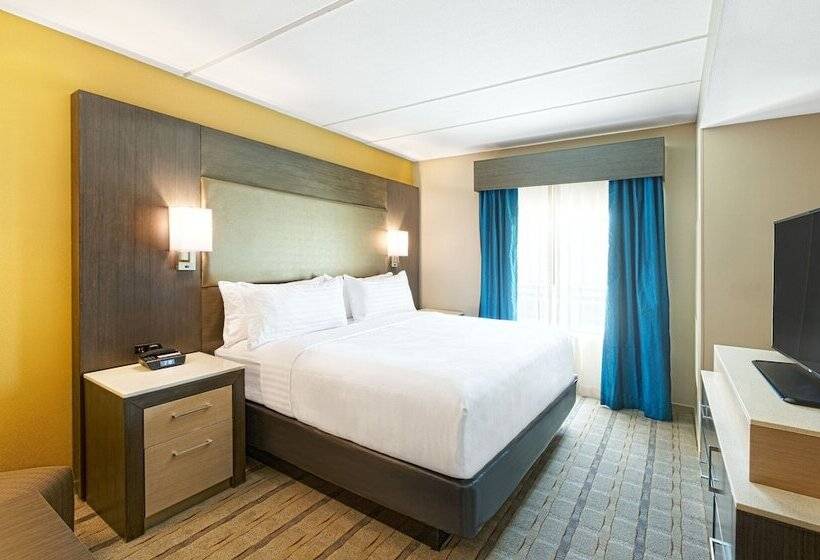 Номер Стандарт, Crowne Plaza Shenandoah   The Woodlands