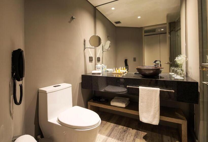 اتاق اکونومی, Movich Buro 51