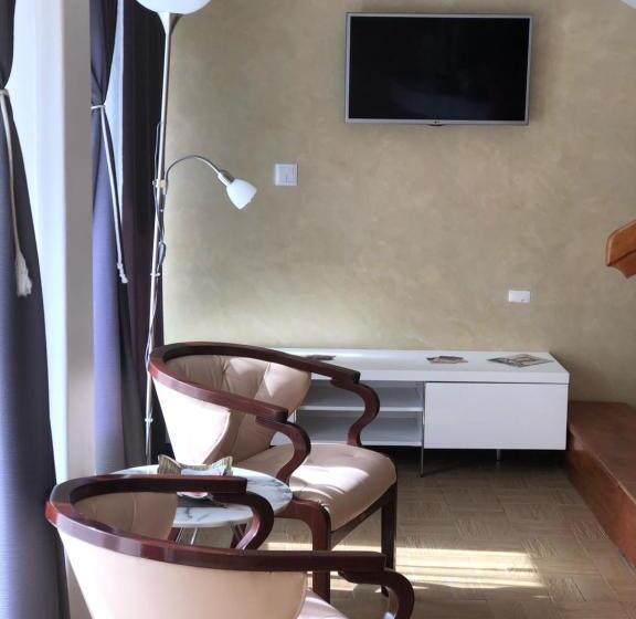 اتاق استاندارد با بالکن و چشم‌انداز دریا, Apart Hotel Avenida