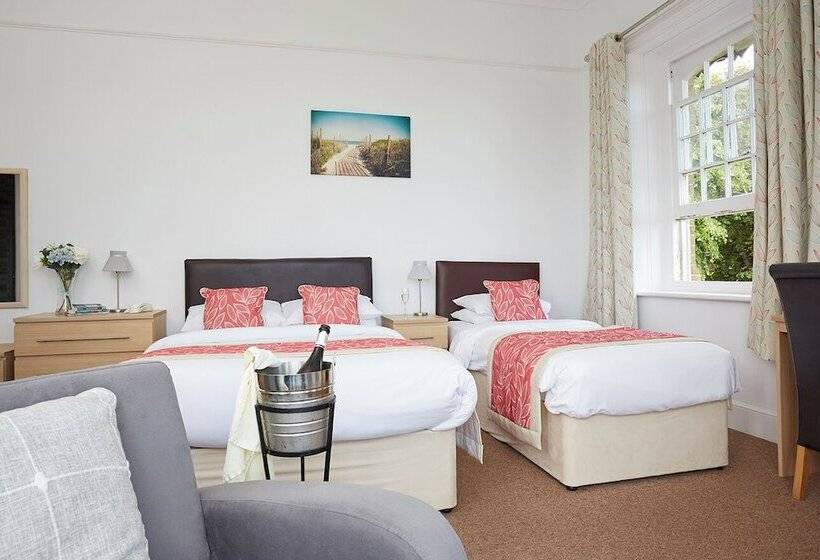 Семейный Номер Вид на Море, Luccombe Manor Country House