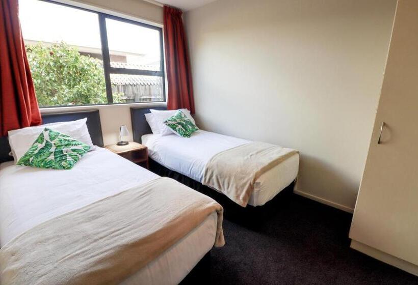 Апартаменты 2 Спальни, Coleraine Suites & Apartments