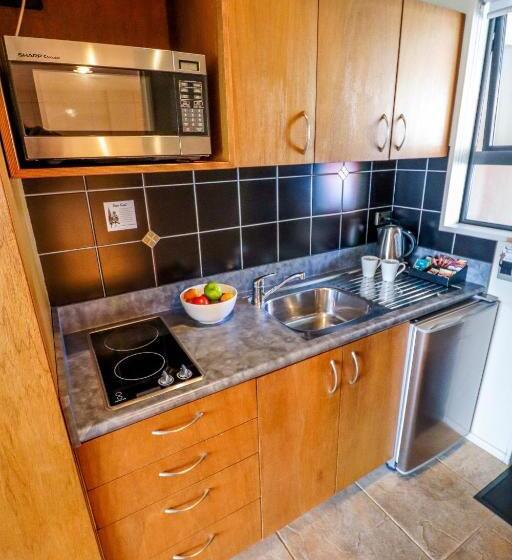 استوديو إدارى, Coleraine Suites & Apartments