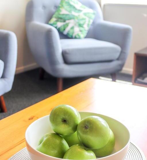 Апартаменты 2 Спальни, Coleraine Suites & Apartments