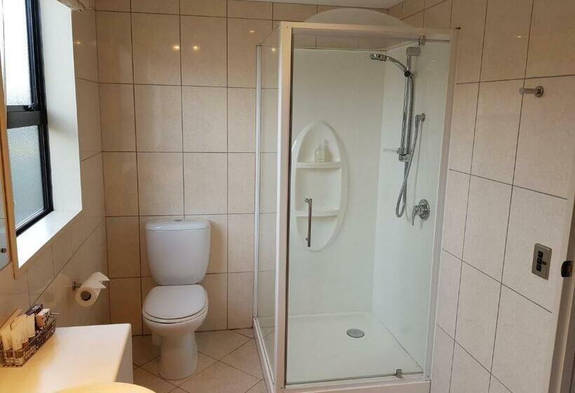 استوديو إدارى, Coleraine Suites & Apartments