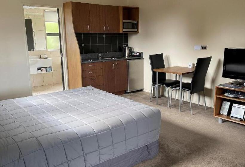 استوديو إدارى, Coleraine Suites & Apartments