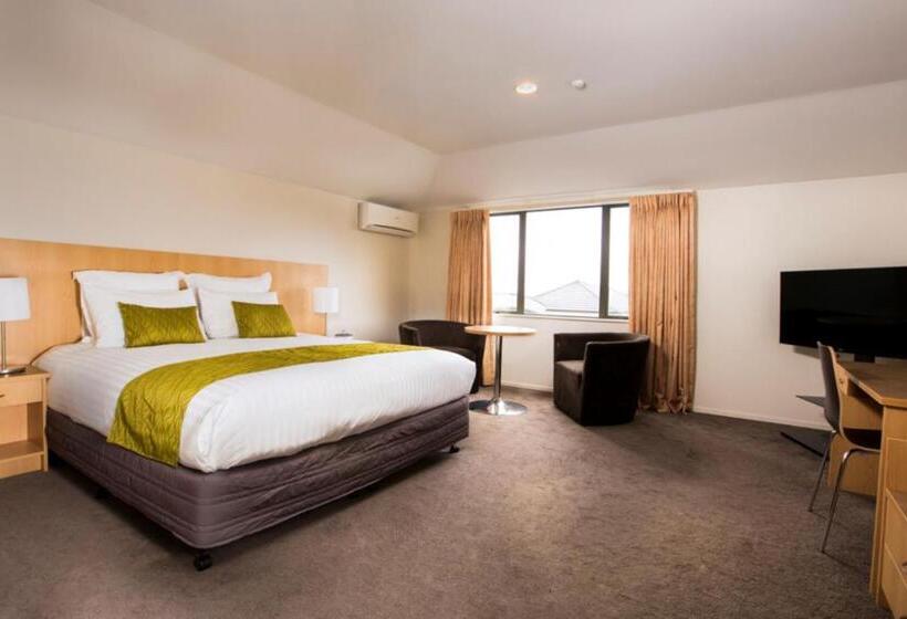 سوییت, Greenlane Suites