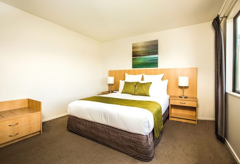 سوییت, Greenlane Suites