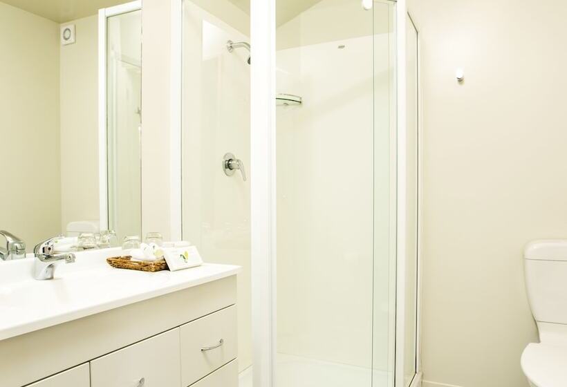 سوییت اجرایی, Greenlane Suites