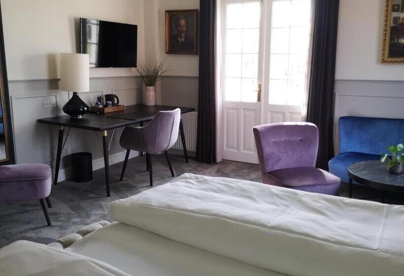 발코니가 있는 스위트, Gl. Avernæs Sinatur Hotel & Konference