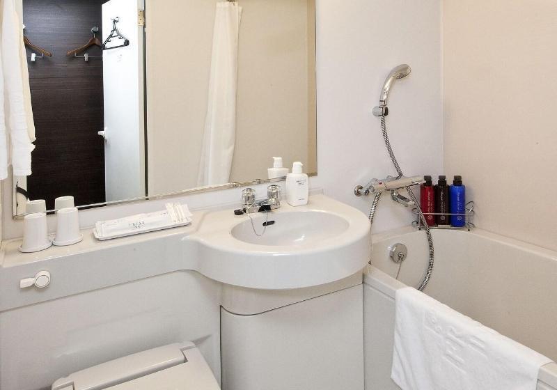 Номер Стандарт, Sotetsu Fresa Inn Yokohama Sakuragicho