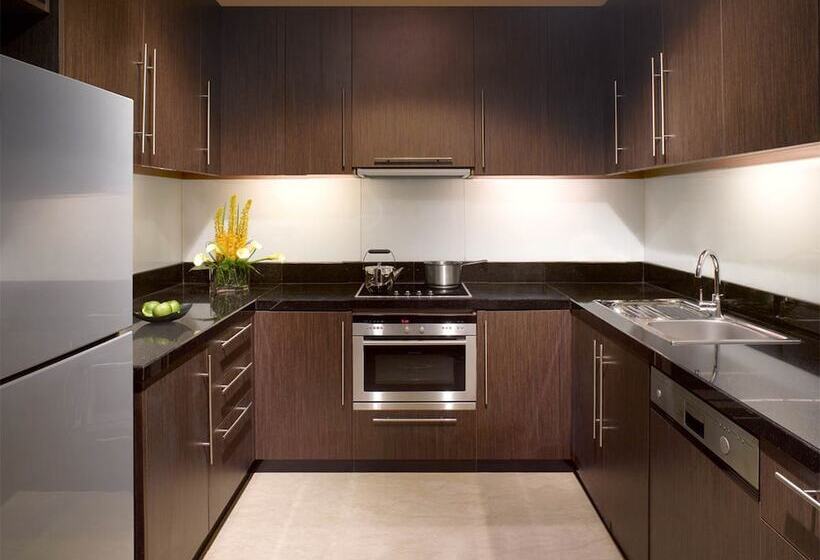 Апартаменты Executive 1 Спальня, The Residences Of The Ritz Carlton Jakarta Pacific Place