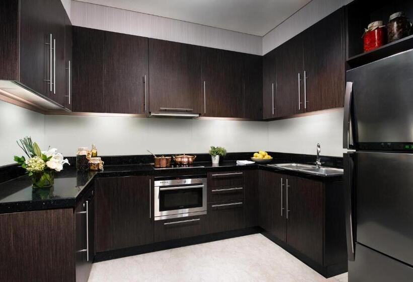 Апартаменты Ejecutiva 2 Спальни, The Residences Of The Ritz Carlton Jakarta Pacific Place