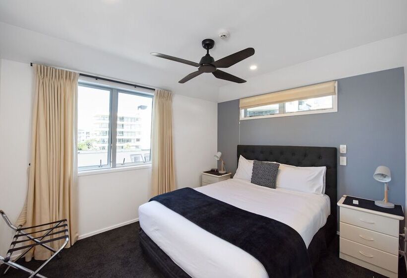 Апартаменты Пентхаус 1 Спальня, Pavilion Beachfront Apartments
