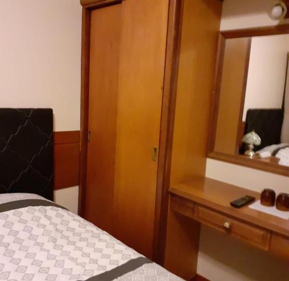 标准间, Alvear Jujuy