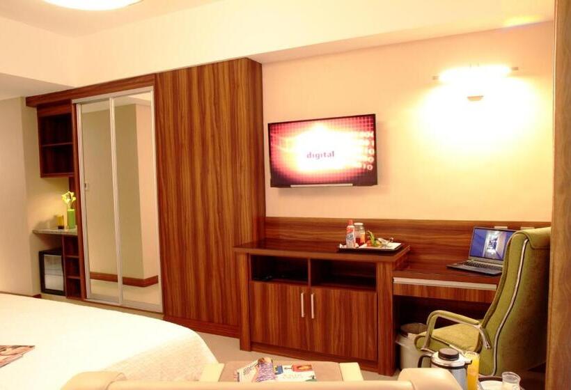 이그제큐티브 룸, Central Park Tower Resort