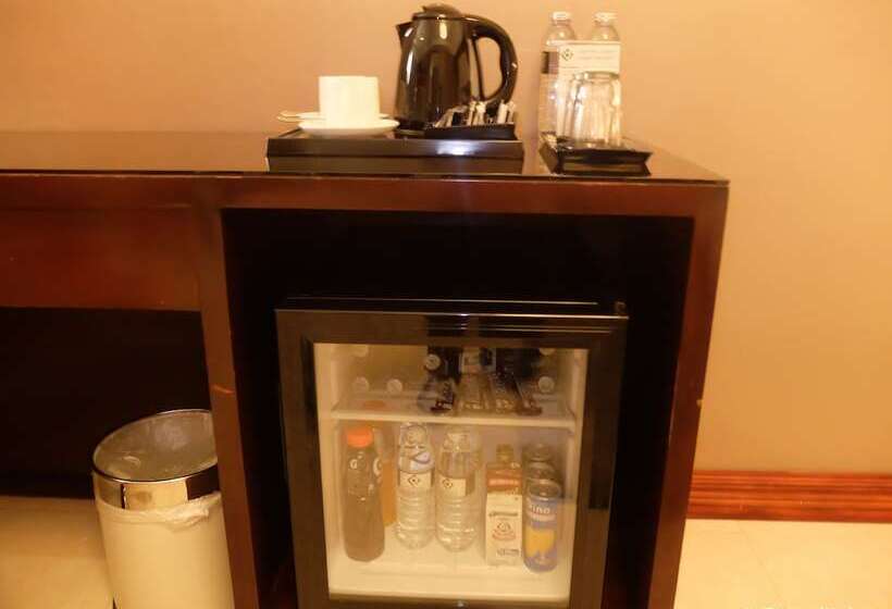 자쿠지 스위트, Central Park Tower Resort