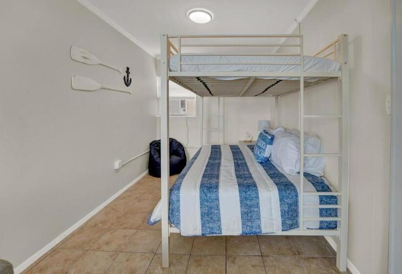 Трехместный Номер Deluxe, Sea Foam Suites