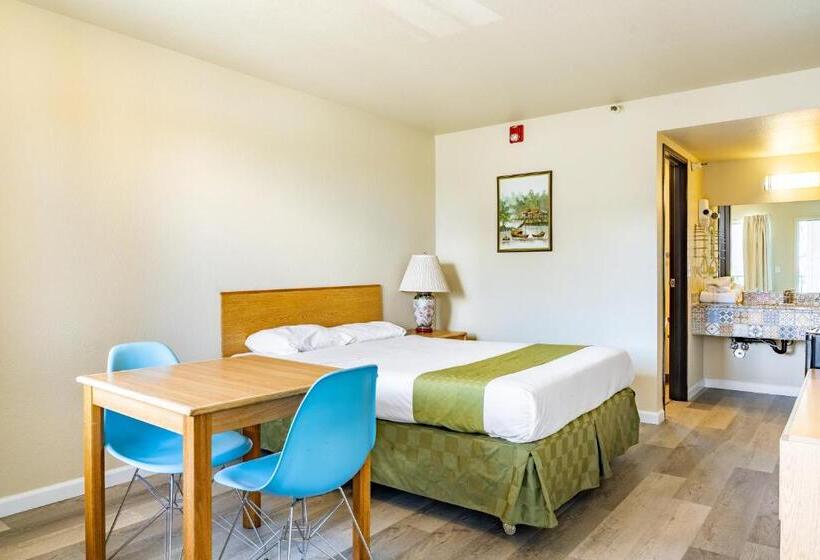 Номер Стандарт, City Inn